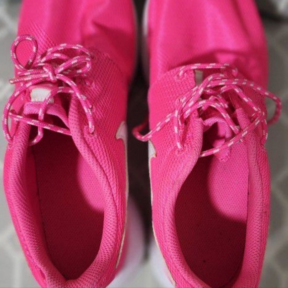 Nike Roshe Runs - Picture 4 of 9